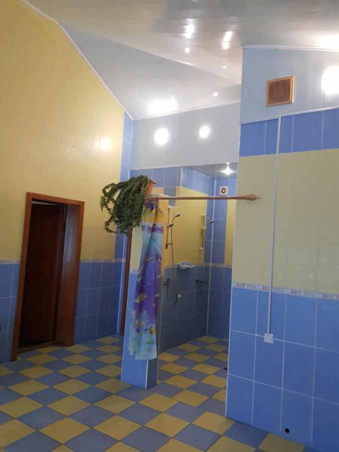 Дом Для Души С Бассейном Целиком Hotell Vinnytsia Exteriör bild